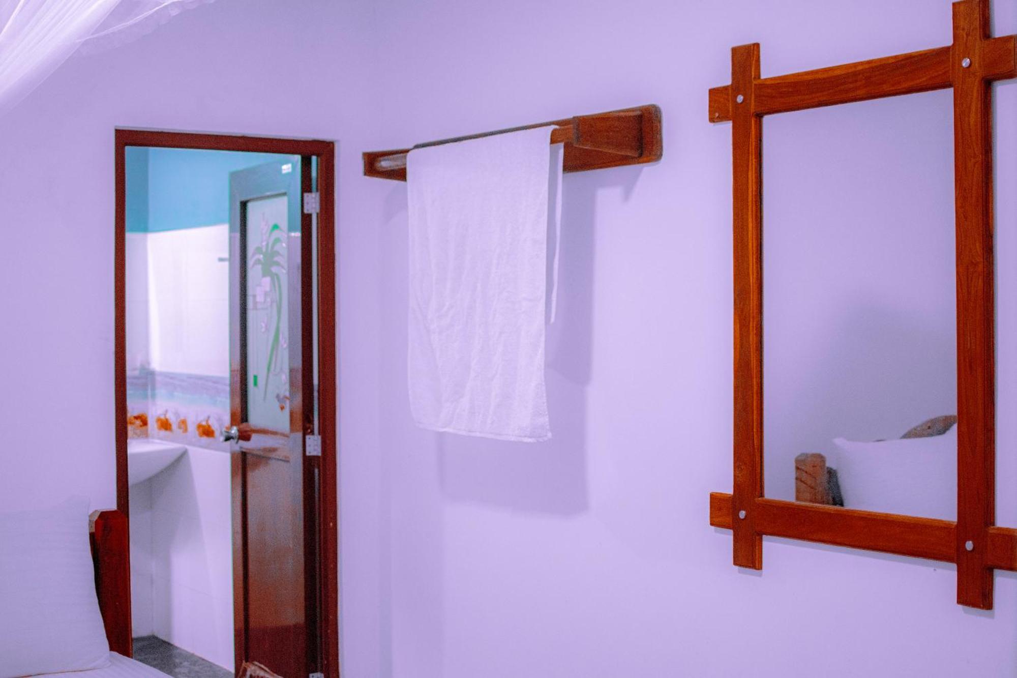 Tourist Holiday Inn Дамбула Екстериор снимка