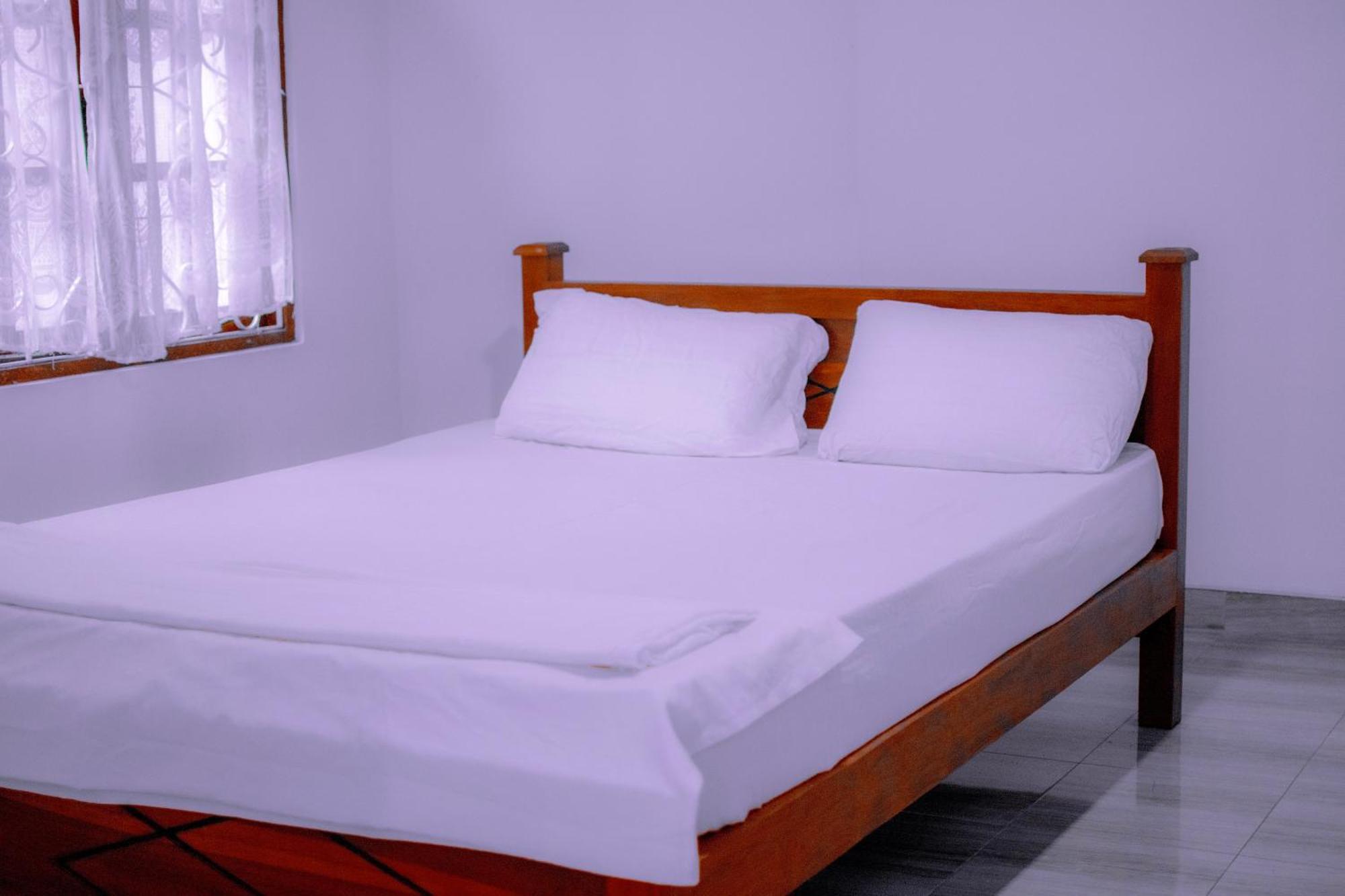Tourist Holiday Inn Дамбула Екстериор снимка